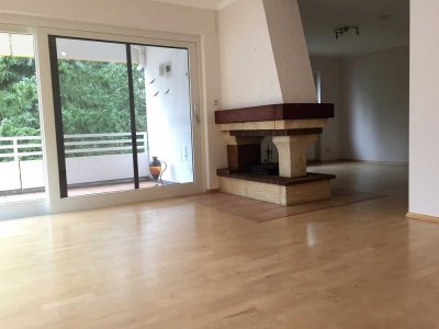 Wunderschöne 4 Zimmerwohnung in zentraler Lage im beliebten Wiesbaden Sonnenberg