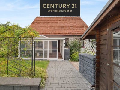 Ihr privates Glück: Solides EFH mit Wintergarten und Garten in attraktiver Lage.