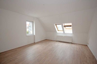 geräumige 3-Z-Dachgeschosswohnung
