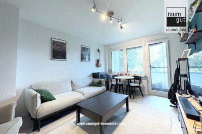 Helle und charmante 2 Zi-Wohnung mit Balkon in Düsseldorf-Wersten