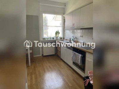 Tauschwohnung: Schöne Altbauwohnung gegen günstigere Wohnung