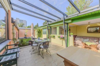 Reihenbungalow mit sehr viel mediterranen Charme