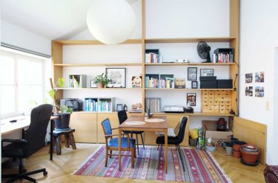 Charmante Altbauwohnung mit Balkon und Blick ins Grüne