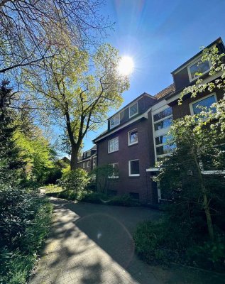 4-Zimmer-Terrassenwohnung mit 2 neuen Bädern und neuer Küche (2025) in Hamburg Rissen von Privat