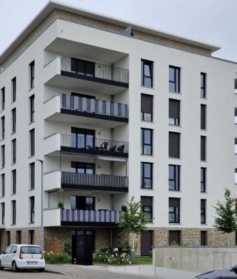 Helle 3-Zimmer-Erdgeschosswohnung mit Terrasse, TG-Stellplatz & zentraler Lage in Kornwestheim