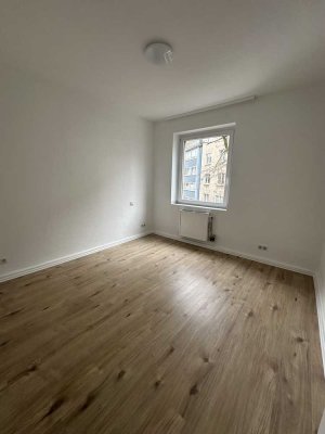 Frisch sanierte 2 Zimmer Wohnung