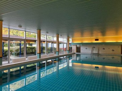 ***GUT GESCHNITTENE HELLE 3-ZIMMER-WOHNUNG + 2 LOGGIEN UND SCHWIMMBAD+SAUNA AM KARL-MARX-ZENTRUM***