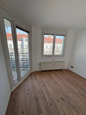 Moderne 3-Zimmer Neubauwohnung mit Loggia im 5. Stock
