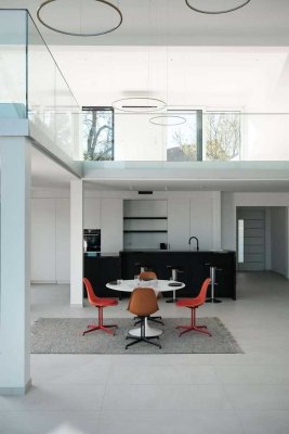 Villa mit Galerie und Einliegerwohnung