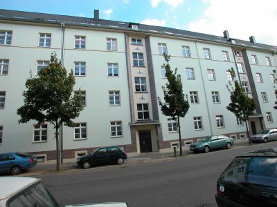 +++ Nachmieter gesucht! +++ 4 Zimmer Maisonette Wohnung mit Balkon, Stellplatz sowie Einbauküche +++