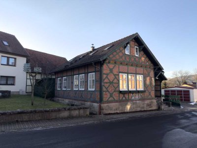 Modernisiertes Fachwerkhaus mit offenem Wohnkonzept in Einhausen