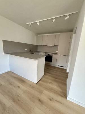 Moderne, frisch renovierte 2,5-Zimmer-Wohnung mit Einbauküche, Balkon & Panoramablick in Gengenbach