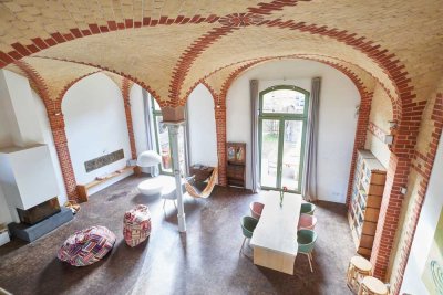 Wunderschönes, modernes Zuhause in antikem Denkmal in Potsdam