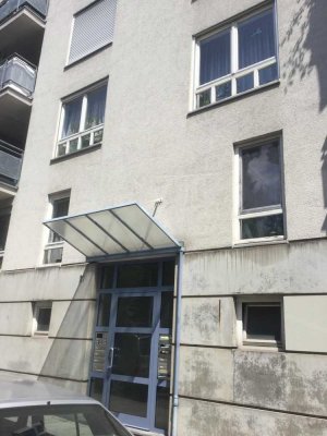 Hier findet jeder seinen Platz: interessante 3-Zi.-Wohnung