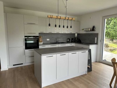 Luxuriöse, barrierefreie Gartenwohnung in Winterhausen mit 2 Stellplätzen - Neubau