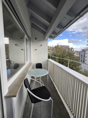 Zentral gelegene möblierte 4-Zimmer-Wohnung