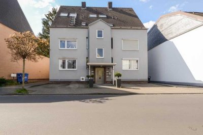 Attraktive 2 Zi.-Whg.* S/W-Balkon * Wohnküche * ca. 63 m² * Bad mit Granitboden *  1. OG * 2005 komp