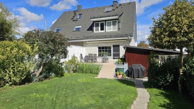 Familienfreundliche Doppelhaushälfte mit 5 Zimmern und schönem Garten