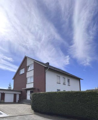 Attraktive und modernisierte 4-Raum-EG-Wohnung mit Einbauküche in Bissendorf