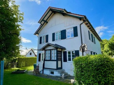 Charmantes Einfamilienhaus mit hohen Räumen