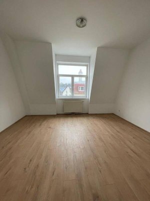 großzüige 2-Zimmer-Wohnung zur Miete in guter Lage von Fischamend