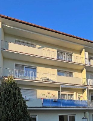 POCHERT IMMOBILIEN - Gepflegte 3-Zimmer-Wohnung mit Balkon in Kaiserslautern - Ost