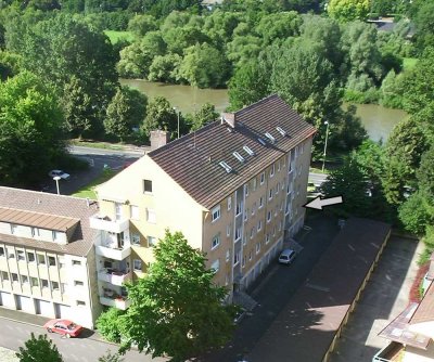 Helle 4-Zimmer-Wohnung in Würzburg - Sanderau mit Altbauchcharme
