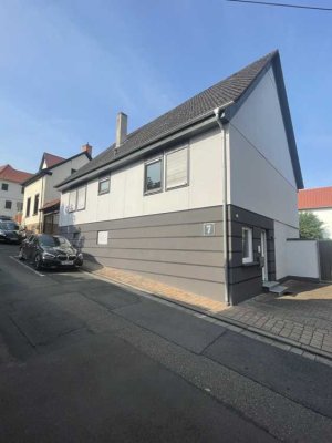 ImmobilienPunkt***EINFAMILIENHAUS IM HISTORISCHEN ORTSKERN VON BODENHEIM