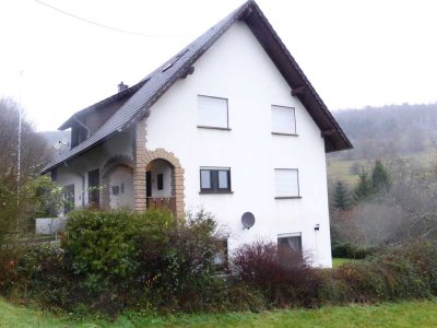 Freistehendes Wohnhaus mit ELW in idyllischer Wohnlage Nähe Schönenberg-Kübelberg
