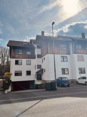 Modern, renoviert - ideal für Single oder Paare