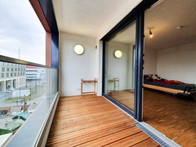 ZOLLHAFEN - ENTSPANNTES WOHNEN AM RHEIN. Moderne 1-Zimmer-Wohnung mit Balkon und Einbauküche