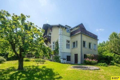 Stilvolle Altbauvilla am Heuberg – Exklusives Domizil mit Gartenparadies