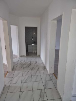 ​☀️ Zentrale & Helle 3-Zimmer-Wohnung mit Traumbalkon im 3. OG! Kein Jobcenter