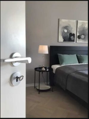 Schöne 2 Zimmer Wohnung über den Dächern von Reinbek City im Hochhaus am Schmiedesberg