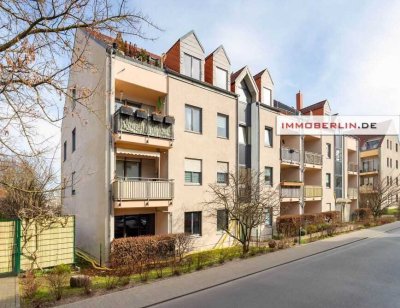 IMMOBERLIN.DE - Komfortable Wohnung mit ruhiger Südwestloggia nahe WISTA & Flughafen BER