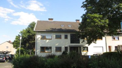 Geräumige, absolut ruhige, 7-Zimmer-EG-Wohnung mit Parkettboden, Einbauküche und großem Garten, Bonn