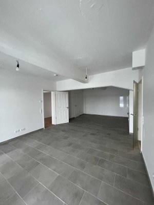 Traumhafte Wohnküche, Westbalkon für tolle Sonnenuntergänge auf der Elbinsel