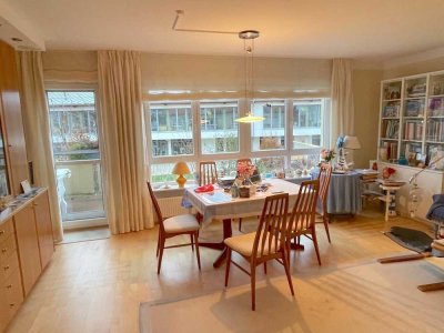 Einziehen und Wohlfühlen: Helle 3 Zi-Wohnung mit sonnigem Balkon