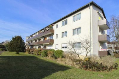 Bezugsfrei: 4-Zi.-Whg. mit Balkon in gefragter Lage von Berlin-Rudow