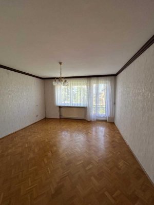 Ansprechende und gepflegte 5-Zimmer-Wohnung in Schwarzenbach