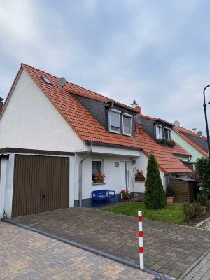 charmante Doppelhaushälfte in ruhiger Lage - Ihr neues Zuhause wartet!