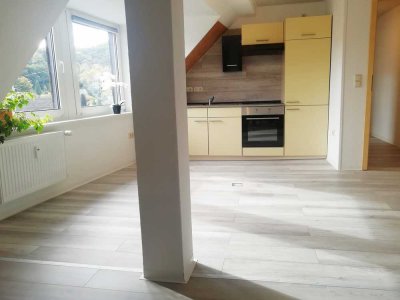 Gemütliche 3-Zi Dachgeschosswohnung in Idar-Oberstein