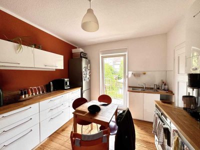 KL-Nähe Stadtpark - Stilvolle, modernisierte 3-Zi.-Whg. mit Balkon u. Gartenmitbenutzung