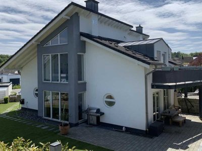 Moderne Doppelhaushälfte mit EBK in ruhiger Ortsrandlage von Helferskirchen