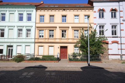 Bezugsfreie 2-Zimmer-Erdgeschosswohnung in direkter Nähe vom Rathaus