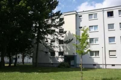 Modernisierte 4 ZKB mit Balkon in Waldau!