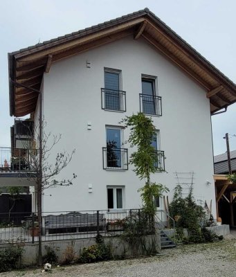 Neuwertige 3-Zimmer-Wohnung in Riedering