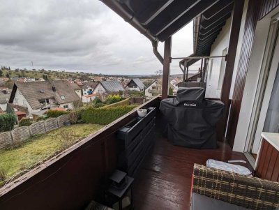 Sehr schöne 2 Zimmer Wohnung mit Fernblick