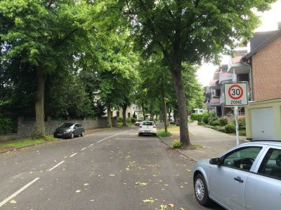 helle und schöne Wohnung Nähe Schmölderpark