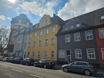 Zentrumsnah, großzügig, historischer Charme - EFH mit 9 Zi. + 213 m² Wfl